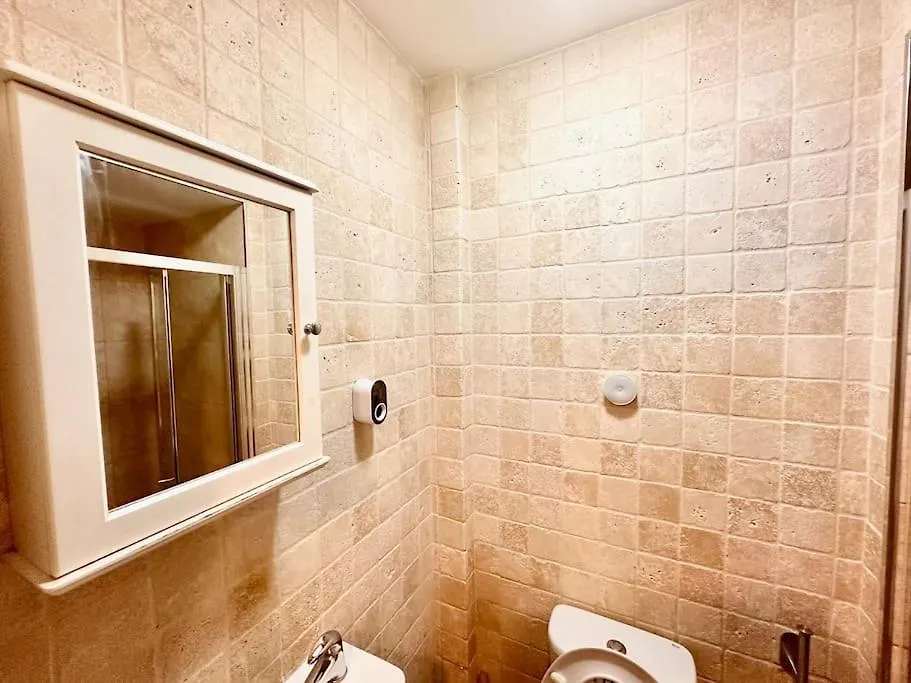 Charming Studio Apartment In Lee 런던